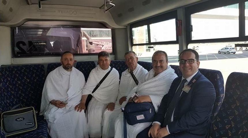 &Ouml;mer Halisdemir&rsquo;in Babası Umre&rsquo;ye Gitti