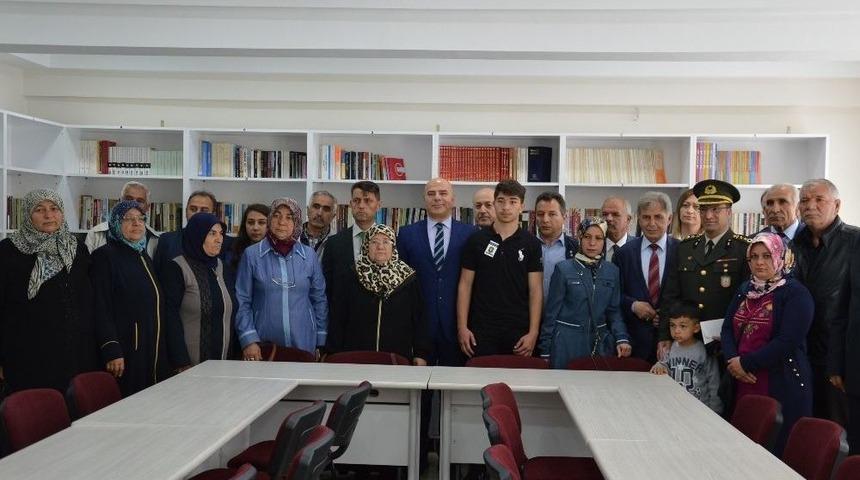 Şehit Uzman &Ccedil;avuş Musa Saydam Adına K&uuml;t&uuml;phane A&ccedil;ıldı