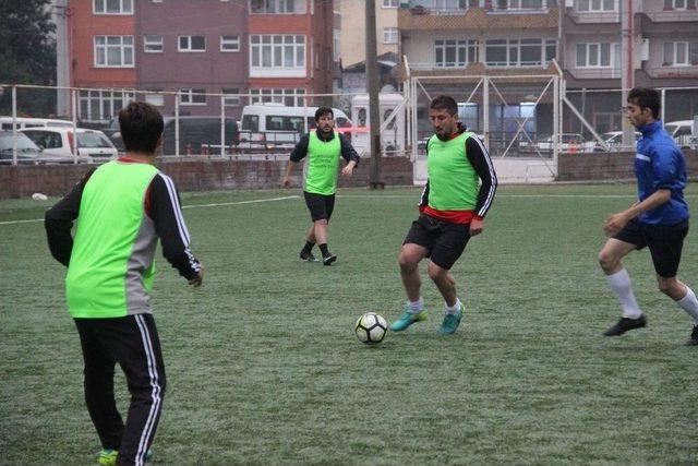 Amatör Futbolcu Attığı Golü Hakeme İptal Ettirdi