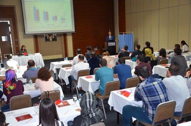 Harran’da Kadın Doğum Günleri Çalıştayı Yapıldı