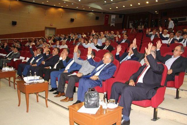 Büyükşehir Belediyesi, Tevfik Sırrı Gür Stadını Takas Yoluyla Alacak