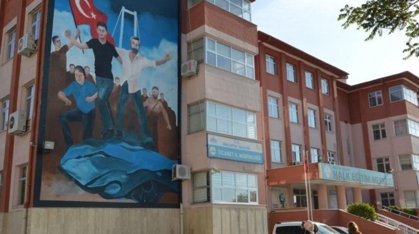 15 Temmuz&rsquo;da Oğlu Ve Eşi Şehit D&uuml;şen Nihal Ol&ccedil;ok Duygusal Anlar Yaşadı