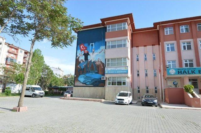 15 Temmuz&rsquo;da Oğlu Ve Eşi Şehit D&uuml;şen Nihal Ol&ccedil;ok Duygusal Anlar Yaşadı 1