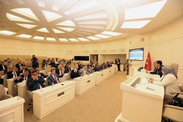 B&uuml;y&uuml;kşehir Meclisi&rsquo;nde 61 Madde G&ouml;r&uuml;ş&uuml;ld&uuml; 1