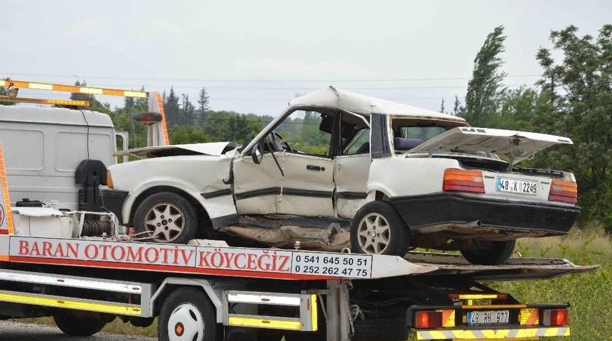 Muğla&rsquo;da Cenaze D&ouml;n&uuml;ş&uuml; Kaza; 1 &Ouml;l&uuml;