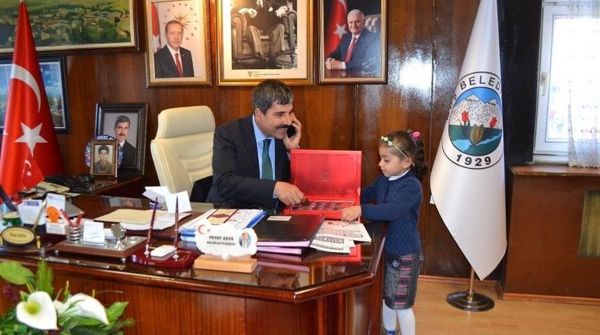 Miniklerden Başkan Asya&rsquo;ya Teşekk&uuml;r Ziyareti