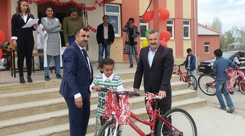 Van&rsquo;da &rsquo;okuma Bayramı&rsquo; Etkinliği