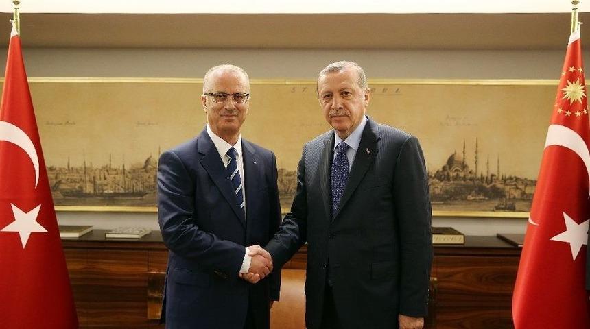 Cumhurbaşkanı Erdoğan, Filistin Başbakanı Hamdallah&rsquo;ı Kabul Etti