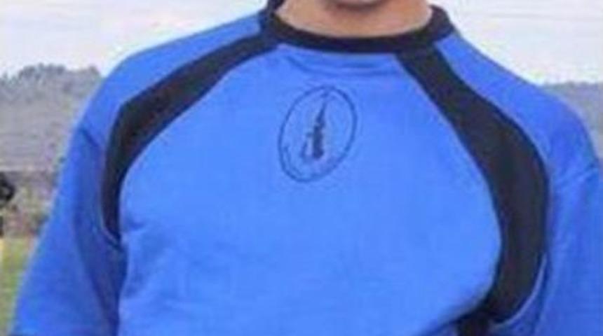 Hem İnşaatta &Ccedil;alışıp Hem Futbol Oynayan Gen&ccedil; 3. Kattan D&uuml;şerek &Ouml;ld&uuml;