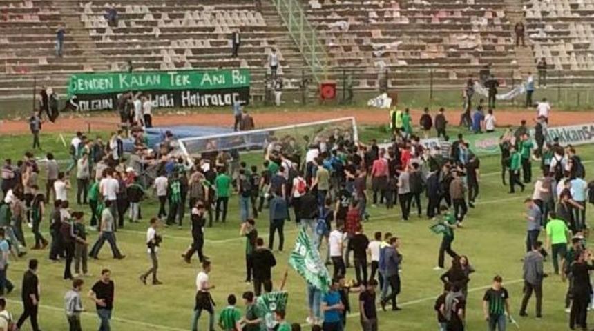 Sakaryaspor, Atat&uuml;rk Stadyumu'na Veda Etti