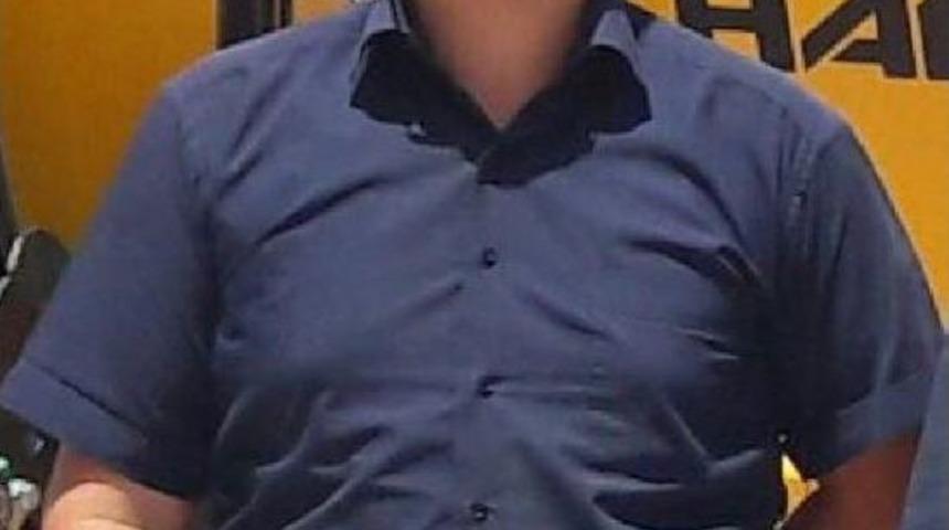 Yem Karma Makinesi Kapağının Altında Kalarak Can Verdi