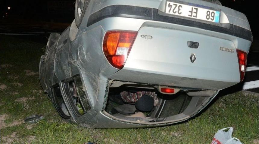 Takla Atan Otomobilin S&uuml;r&uuml;c&uuml;s&uuml; Kazadan Burnu Kanamadan Kurtuldu