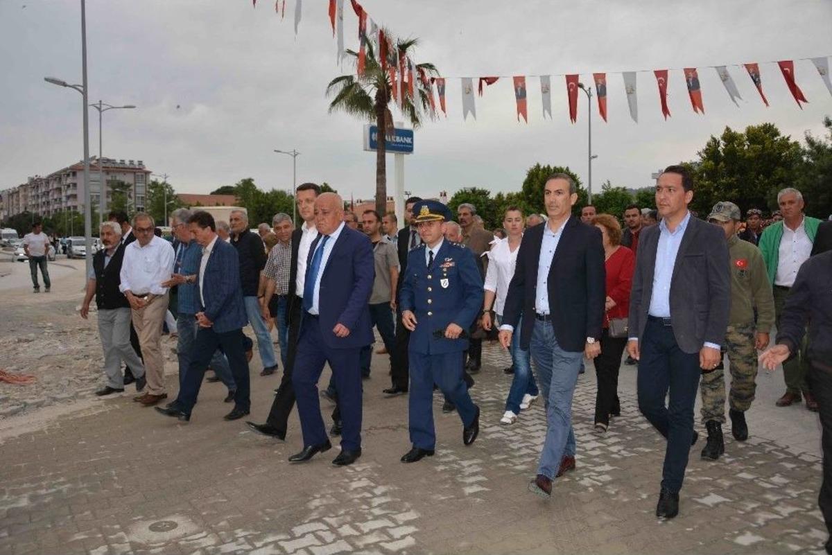 Ortaca Festivali Kortej Y&uuml;r&uuml;y&uuml;ş&uuml; Yapıldı