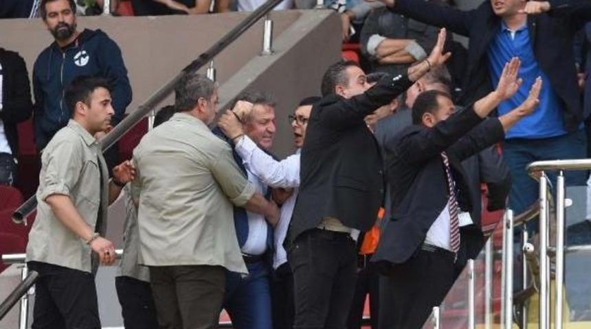 Altay-&Ccedil;orum Belediyespor Ma&ccedil;ında Emniyet Krizi