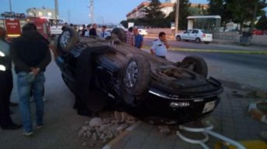&Ccedil;anakkale&rsquo;de Trafik Kazası: 1 &Ouml;l&uuml;