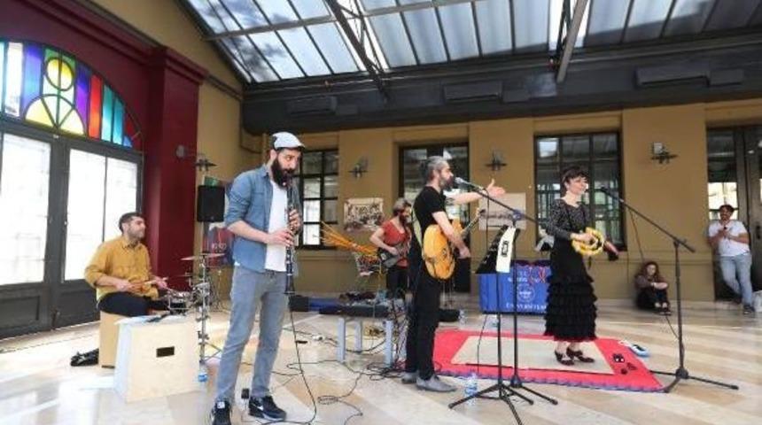 Has Fest Bu Yıl Da Renkli Ge&ccedil;ti