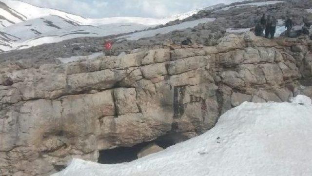 İncebel Dağları-Kato Bölgesine Hava Harekatı : 7 Terörist Etkisiz Hale Getirildi