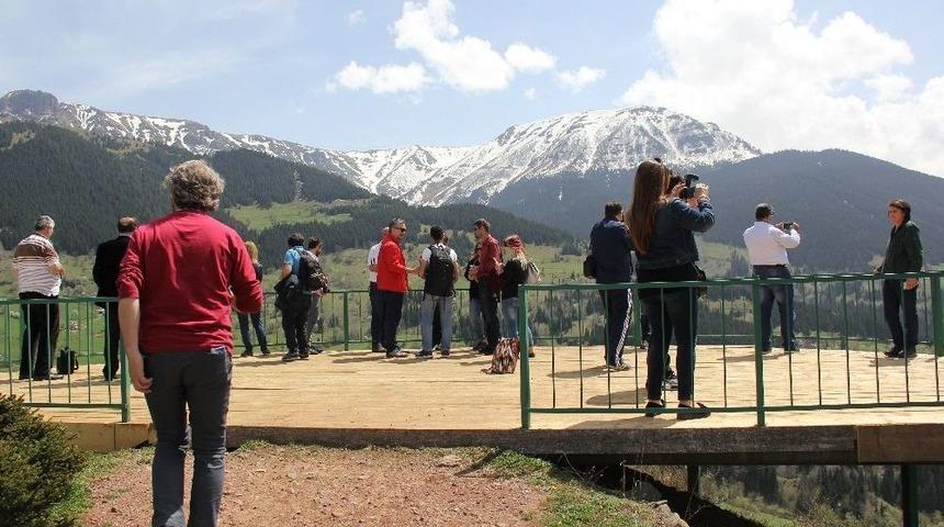 Yavuzk&ouml;y Seyir Tepesi&rsquo;nde Turizm Sezonu A&ccedil;ıldı