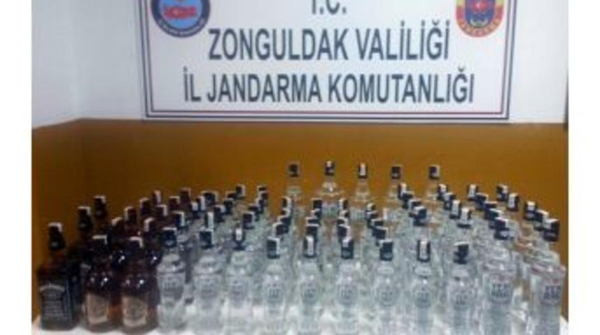 Jandarma Ka&ccedil;ak İ&ccedil;kiye Ge&ccedil;it Vermedi