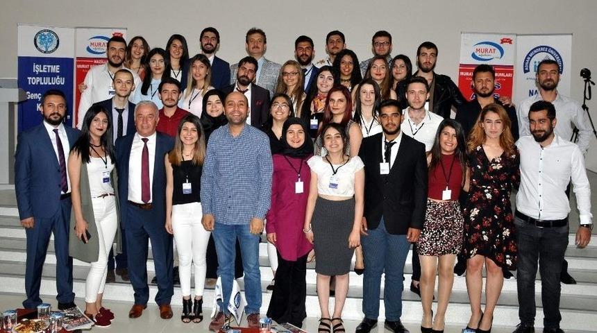 Ad&uuml;&rsquo;l&uuml; &Ouml;ğrencilerden Gen&ccedil; Kariyer G&uuml;nleri