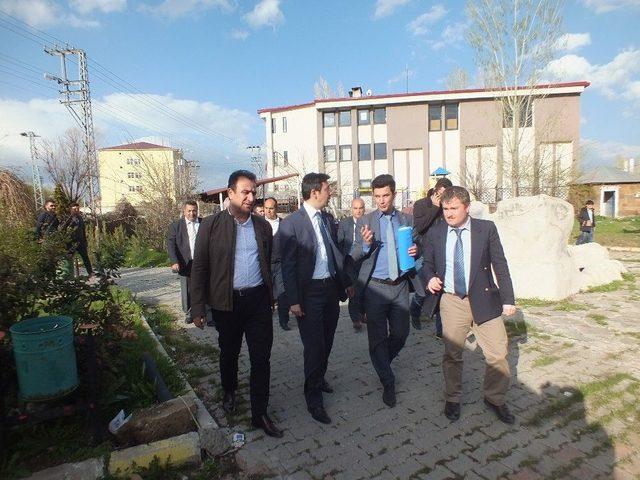 Başakşehir Belediyesi Heyetinden Malazgirt’e Ziyaret