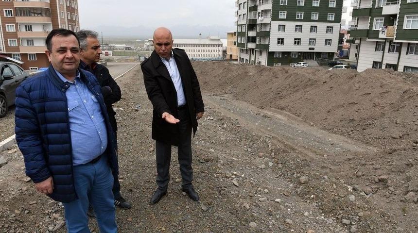 Yakutiye Belediyesi, Yol Ve Sosyal Donatı &Ccedil;alışmalarına Devam Ediyor