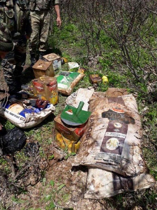 Bitlis'te Sığınaklarda Pkk'nın Yaşam Mazlemesi Ve Patlayıcı Ele Geçti