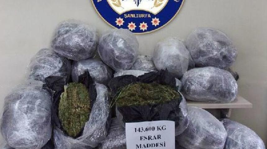 Şanlıurfa&rsquo;Da, 143 Kilo 600 Gram Esrara 3 Tutuklama
