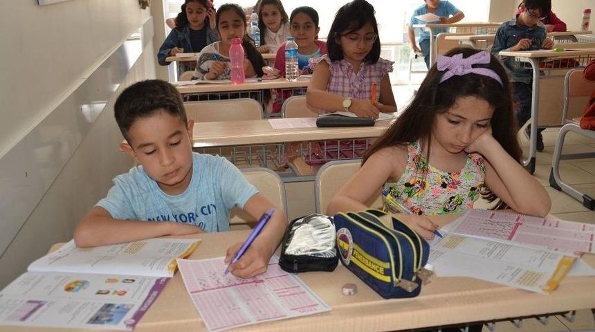 Semt Konakları Seçme Sınavına 4 Bin Kişi Girdi