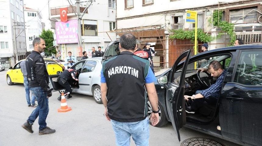 Bursa&rsquo;da 408 Şahıs Ve 166 Aracın Aracın Sorgusu Yapıldı