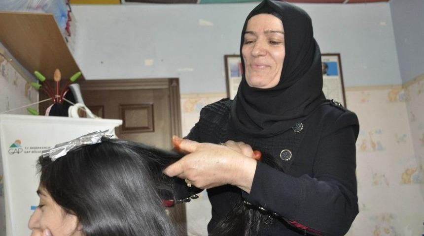 Kanser Hastası Kadın Katıldığı Kurs Sayesinde Hayata Tutundu