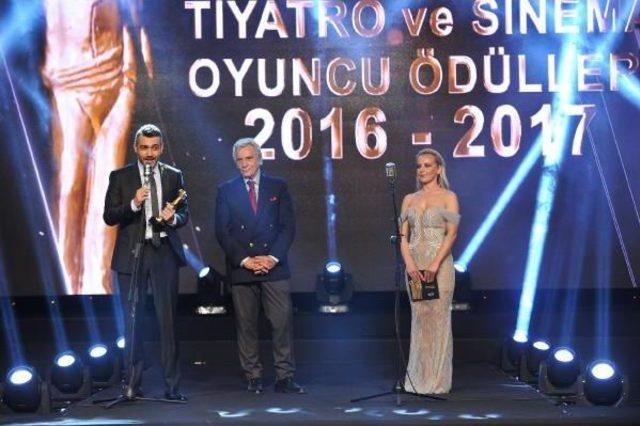 22. Sadri Alışık Tiyatro Ve Sinema Oyuncu Ödülleri Sahiplerini Buldu (2)