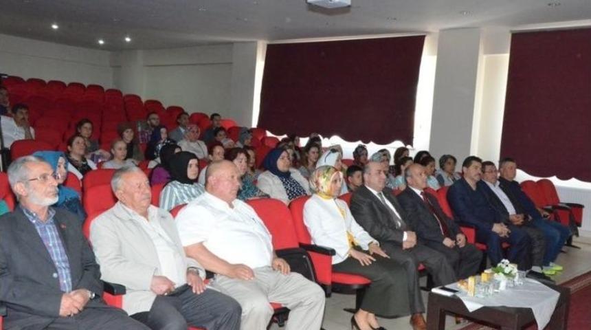 Bilecik İl Milli Eğitim M&uuml;d&uuml;rl&uuml;ğ&uuml;nden Muhtarlara Ve Okul Aile Birliği Başkanlarına Brifing