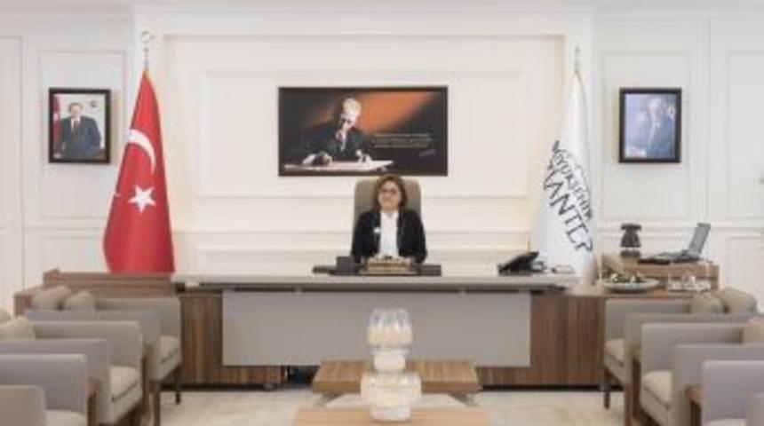 Şahin: &ldquo;bu Kutlu Gecede Barış Ve Huzur İkliminin D&uuml;nyaya Hakim Olması İ&ccedil;in Dua Edelim&rdquo;