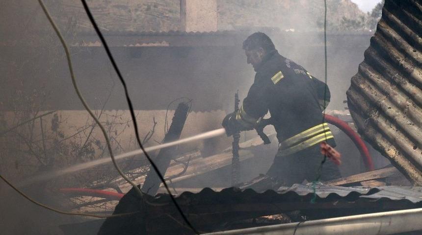 G&uuml;m&uuml;şhane&rsquo;de Yangın