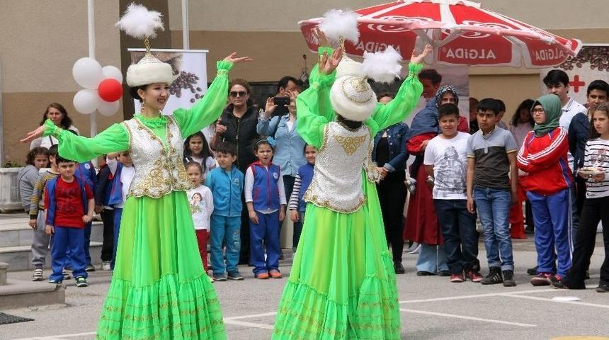 7 B&ouml;lgeden Gelen Unlarla "hoşg&ouml;r&uuml; Ekmeği" Yapıldı