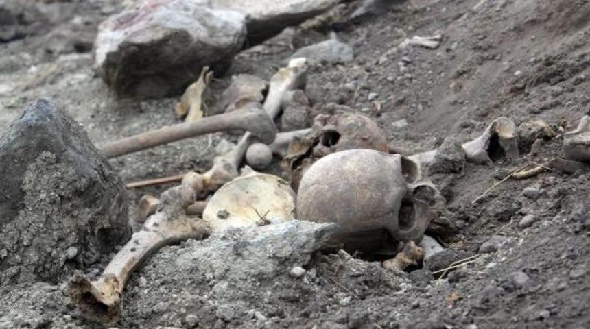 Ardahan&rsquo;Da Arazide Insan Kemikleri Bulundu