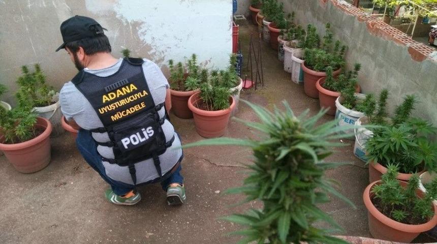 Damdaki Manzara Polisi Bile Şaşkına &Ccedil;evirdi