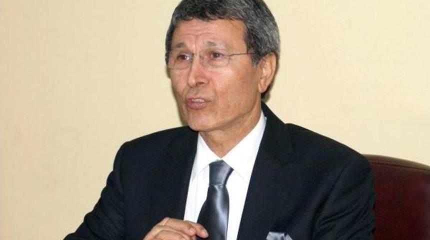 Hala&ccedil;oğlu, Yeni Partiyle Ilgili Ipu&ccedil;ları Verdi