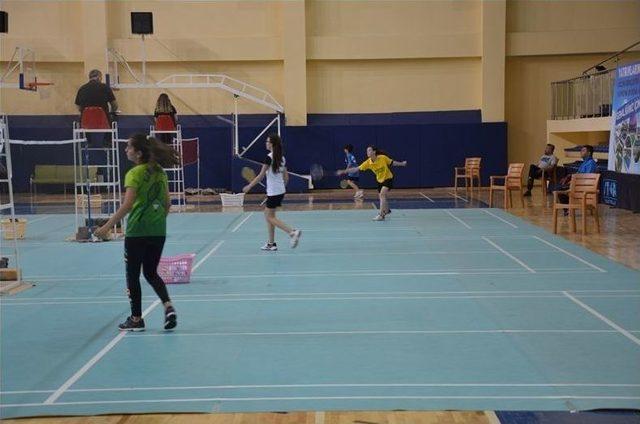 Bilecik’in Ev Sahipliği Yaptığı Badminton Yıldızlar Grup Müsabakaları Sona Erdi