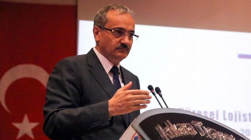 M&uuml;steşar Aşcı, K&uuml;resel Lojistik Ve Ticaret Zirvesi&rsquo; Ne Katıldı