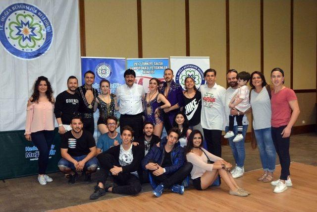 B&uuml;y&uuml;kşehir&rsquo;in Dans&ccedil;ıları Salsa 4. Etabında Birinci Oldu 1