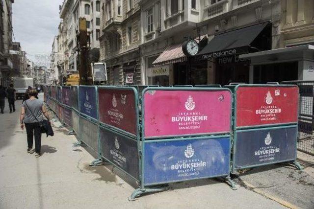 Ek Fotoğraflar // Meclis Üyesindentopbaş’A; İstiklal Caddesi’Ne En Son Ne Zaman Gittiniz