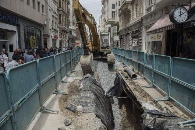 Ek Fotoğraflar // Meclis Üyesindentopbaş’A; İstiklal Caddesi’Ne En Son Ne Zaman Gittiniz