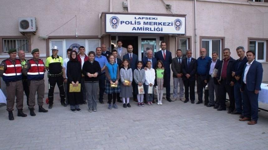 Lapseki&rsquo;de Trafik Ve İlk Yardım Haftası Etkinlikleri
