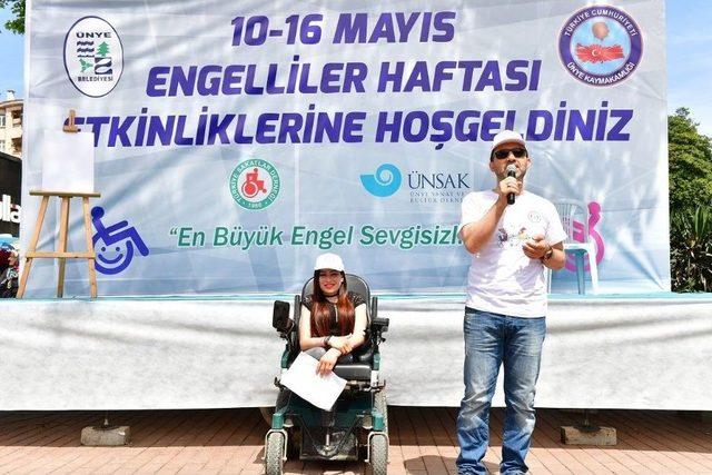 Engelliler Tekerlekli Sandalye İle Zeybek Oynadı 2