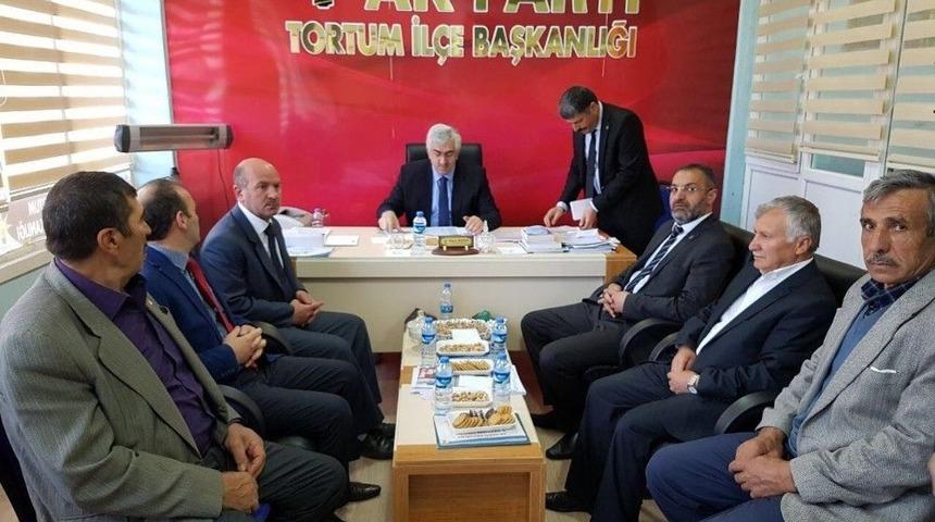 Başkan &Ouml;z&rsquo;den İl&ccedil;elere Teşekk&uuml;r Ziyareti