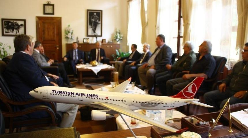 Edremit Sivil Havacılık Y&uuml;ksek Okulu Binasına Kavuştu