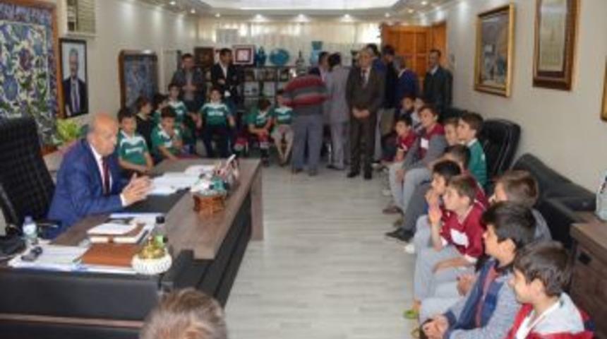 Şampiyonlar İznik&rsquo;i Bursa&rsquo;da Temsil Edecek