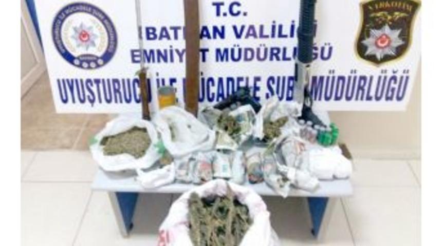 Batman&rsquo;da Uyuşturucu Operasyonu: 11 G&ouml;zaltı